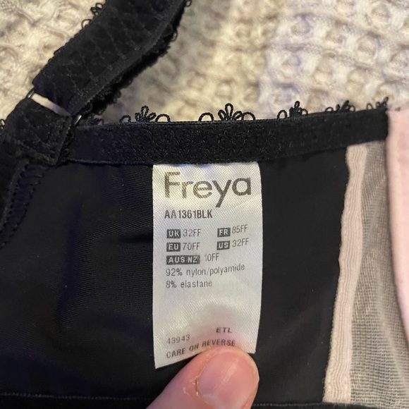 Freya Unlined Bra - Picture 7 of 7